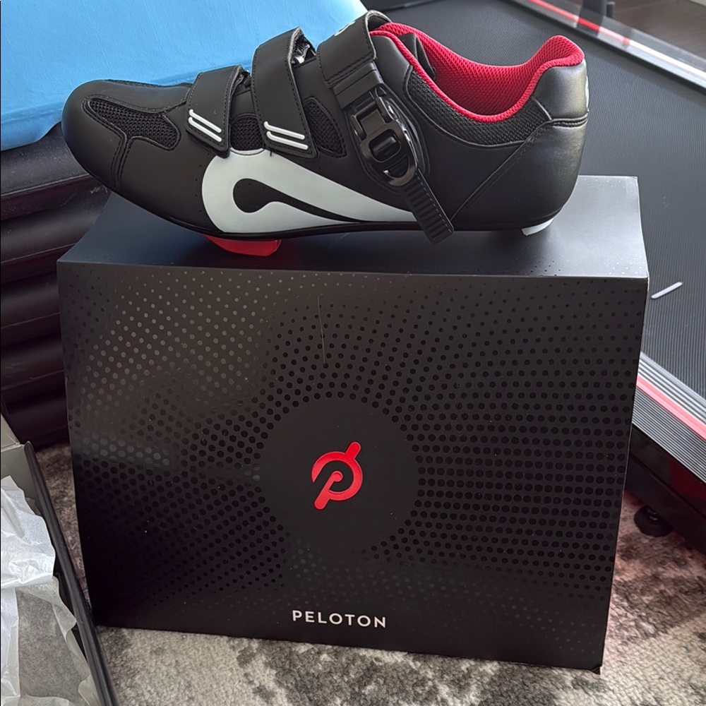 Peloton Black and Red Athletic Cycling Shoes